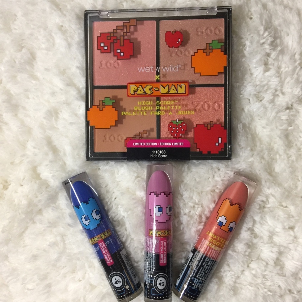 WET N WILD PAC Man Makeup Blush & Lipgloss Bundle